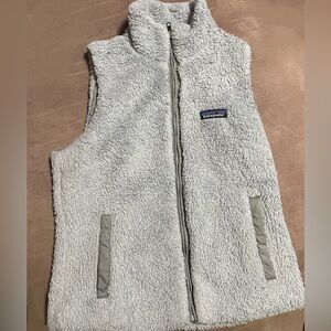 Patagonia Women’s Sherpa Fleece Vest - Light Gray